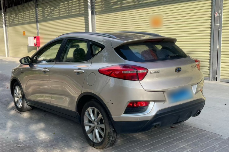 GEELY Emgrand GS 2017 car image #11