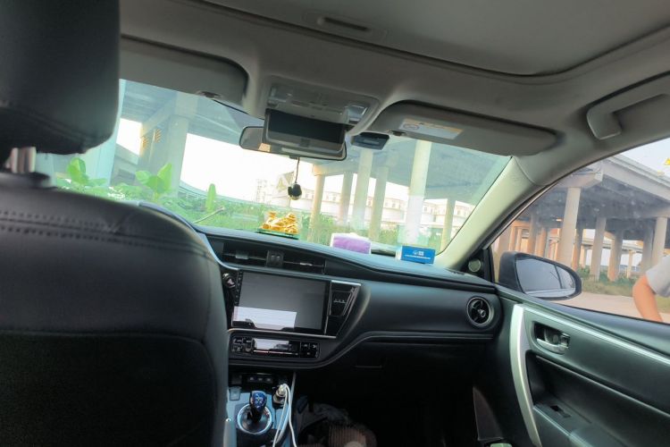 Toyota Corolla 2019 #16 Toyota Corolla 2019 car image #16