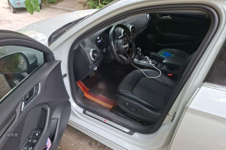 Audi A3 2019 immagine di auto #18