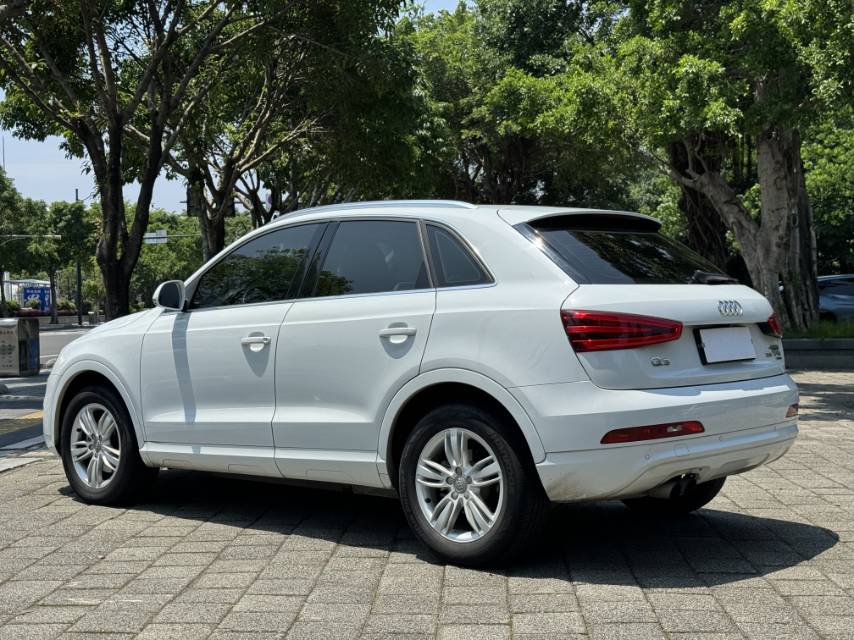 Audi Q3 2015 #7 Audi Q3 2015 car image #7