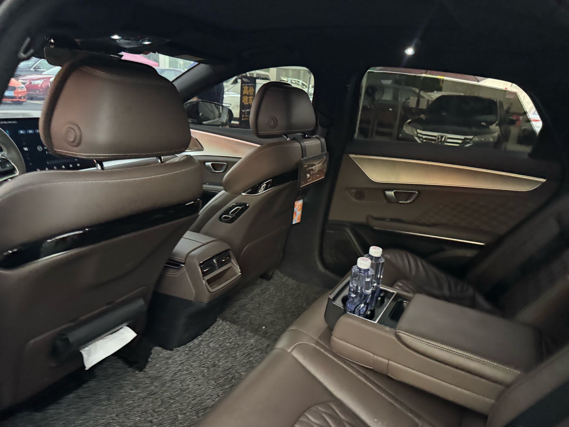 BYD Han 2024 imagem de carro #8