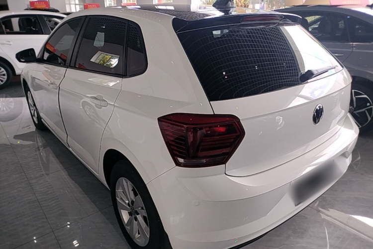 Volkswagen Polo 2021 car image #5