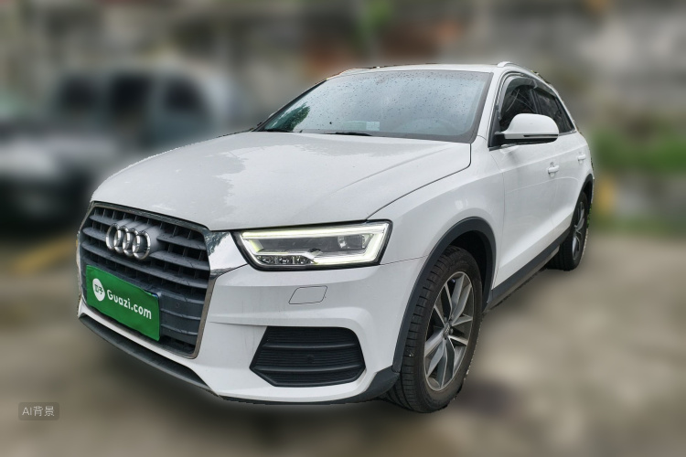 Audi Q3 2018 car image #2
