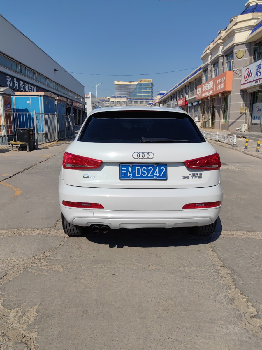 Audi Q3 2014 #4 Audi Q3 2014 car image #4