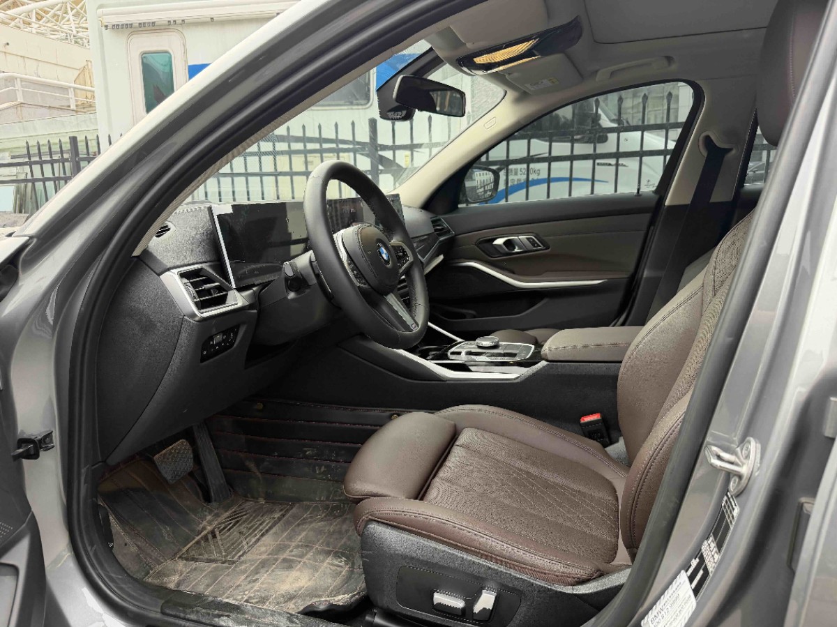 BMW 3 Series 2023 #4 BMW 3 Series 2023 car image #4