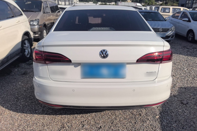 Volkswagen Bora 2019 #6 Volkswagen Bora 2019 car image #6