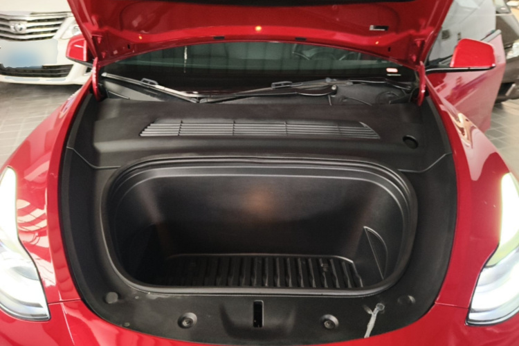 Tesla Model Y 2022 #20 Tesla Model Y 2022 car image #20