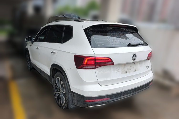 Volkswagen Tharu 2019 car image #5