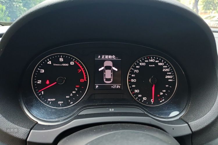 Audi A3 2018 immagine di auto #13
