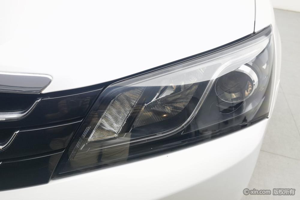 GEELY Emgrand 2015 car image #7