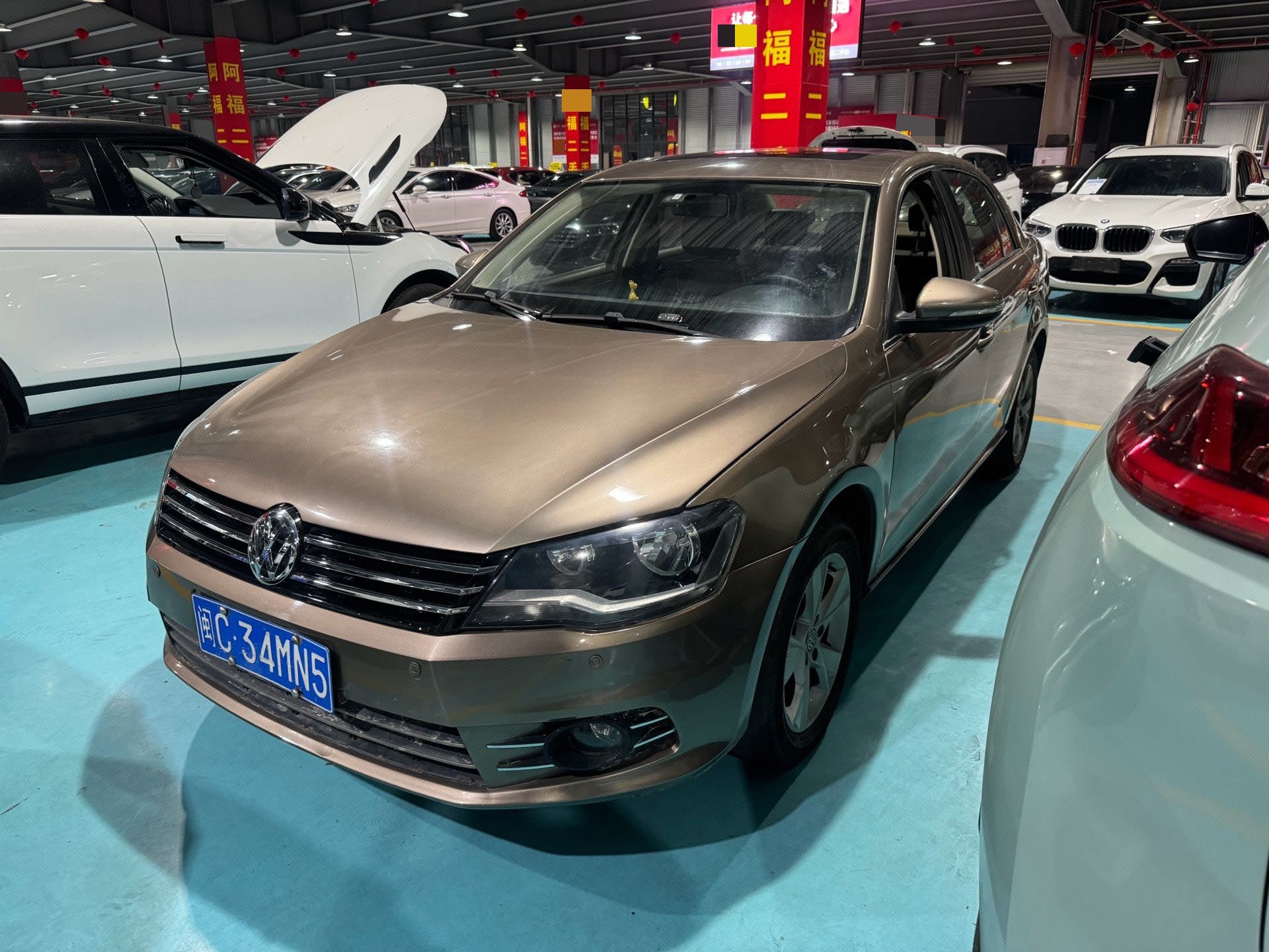 Volkswagen Bora 2015 car image 