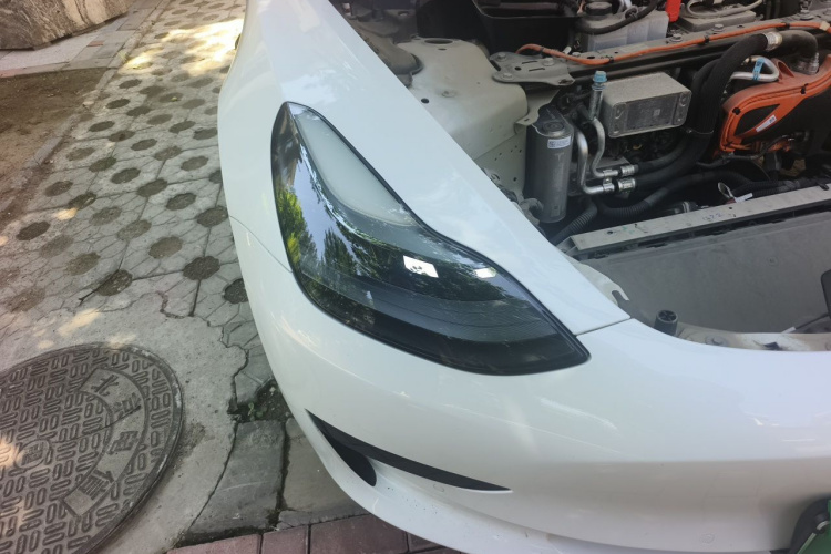 Tesla Model 3 2023 car image #8