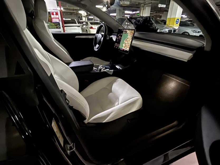 Tesla Model Y 2022 #3 Tesla Model Y 2022 car image #3