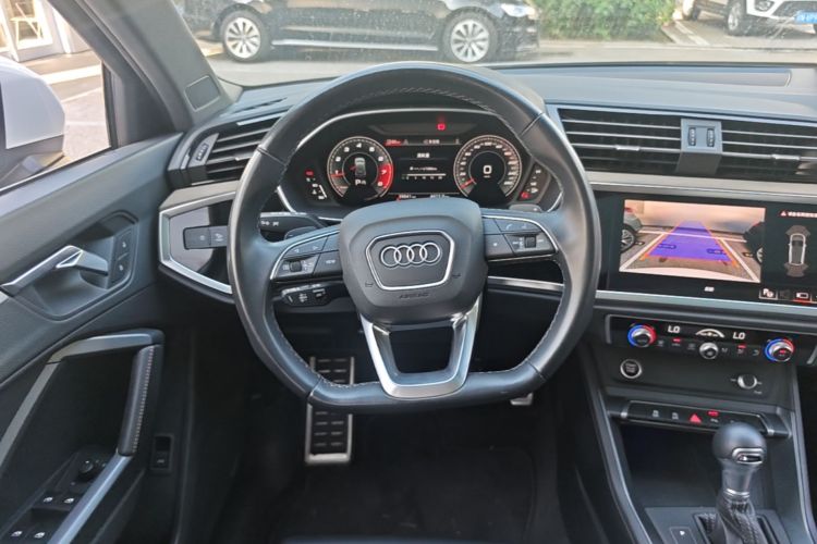 Audi Q3 2024 #12 Audi Q3 2024 car image #12
