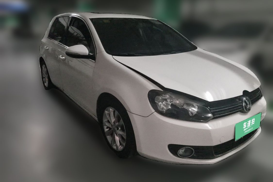 Volkswagen Golf 2012 car image #2