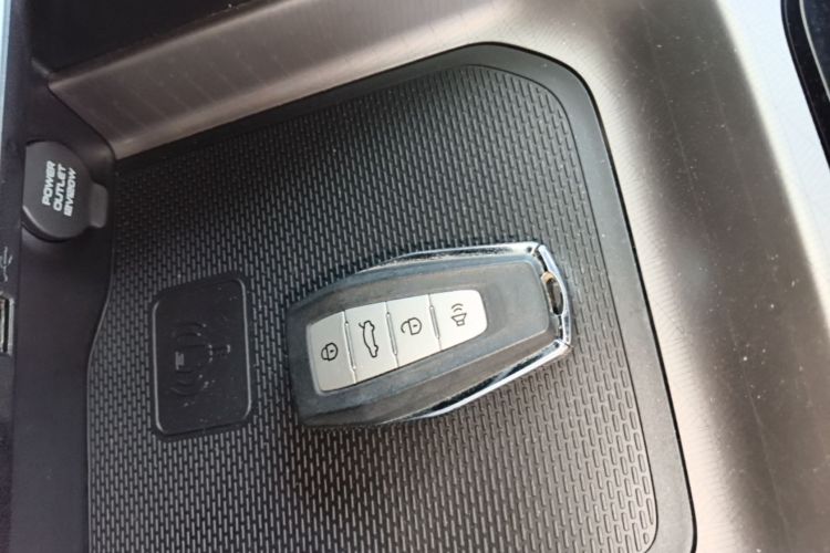 GEELY Emgrand 2021 #9 GEELY Emgrand 2021 car image #9