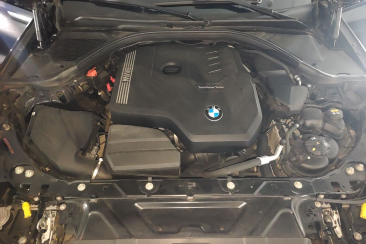 BMW 3 Series 2020 #22 BMW 3 Series 2020 immagine di auto #22