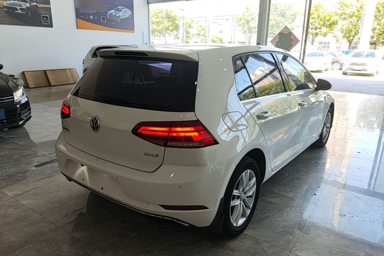 Volkswagen Golf 2018 #7 Volkswagen Golf 2018 car image #7