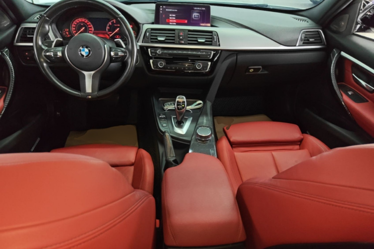BMW 3 Series 2019 #10 BMW 3 Series 2019 immagine di auto #10