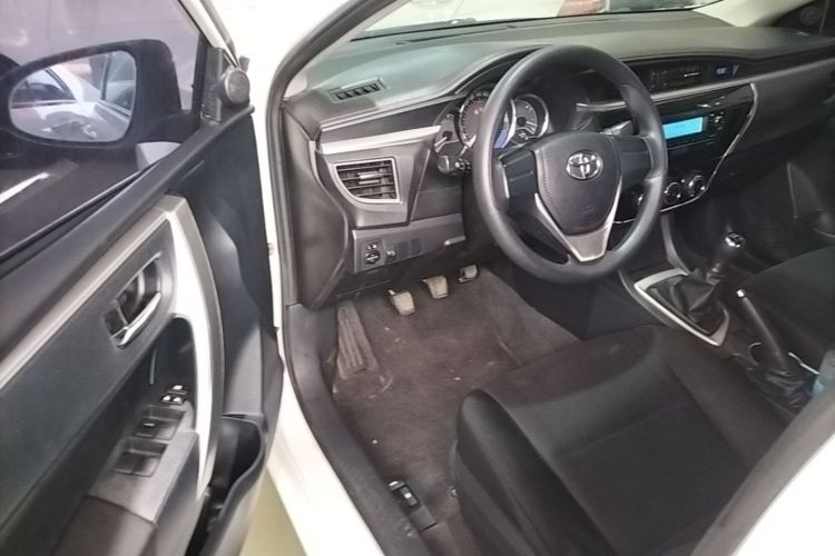Toyota Corolla 2016 car image #16