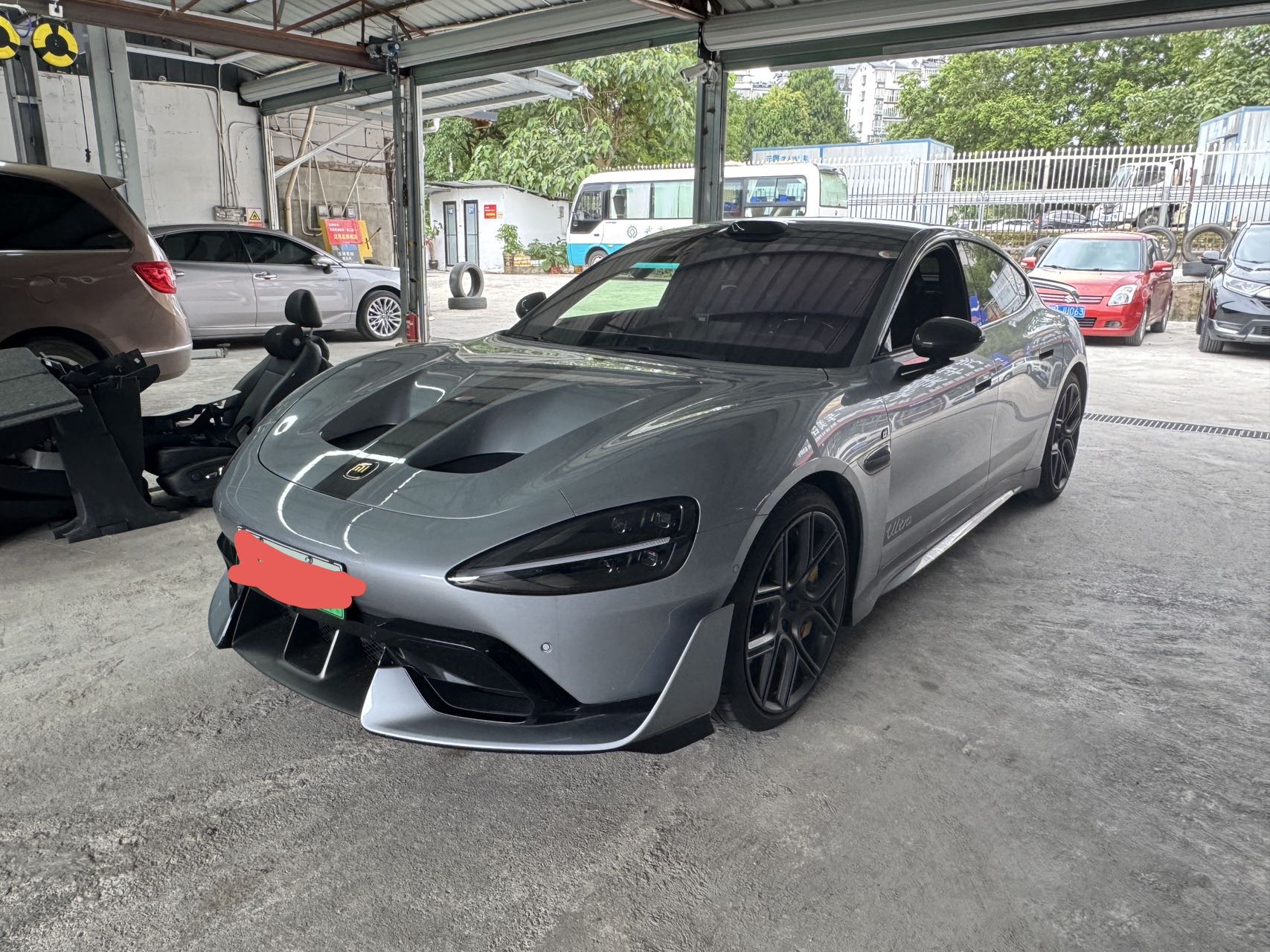 MI SU7 Ultra 2025 car image 