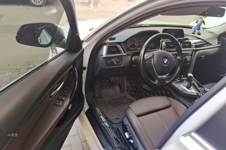BMW 3 Series 2018 #18 BMW 3 Series 2018 car image #18