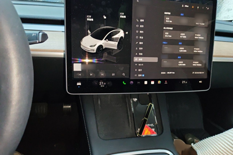Tesla Model 3 2022 #17 Tesla Model 3 2022 car image #17