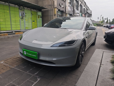Tesla Model 3 2024 Tesla Model 3 2024 immagine di auto