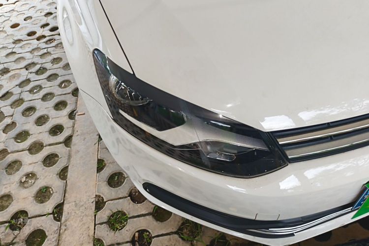 Volkswagen Polo 2018 car image #8