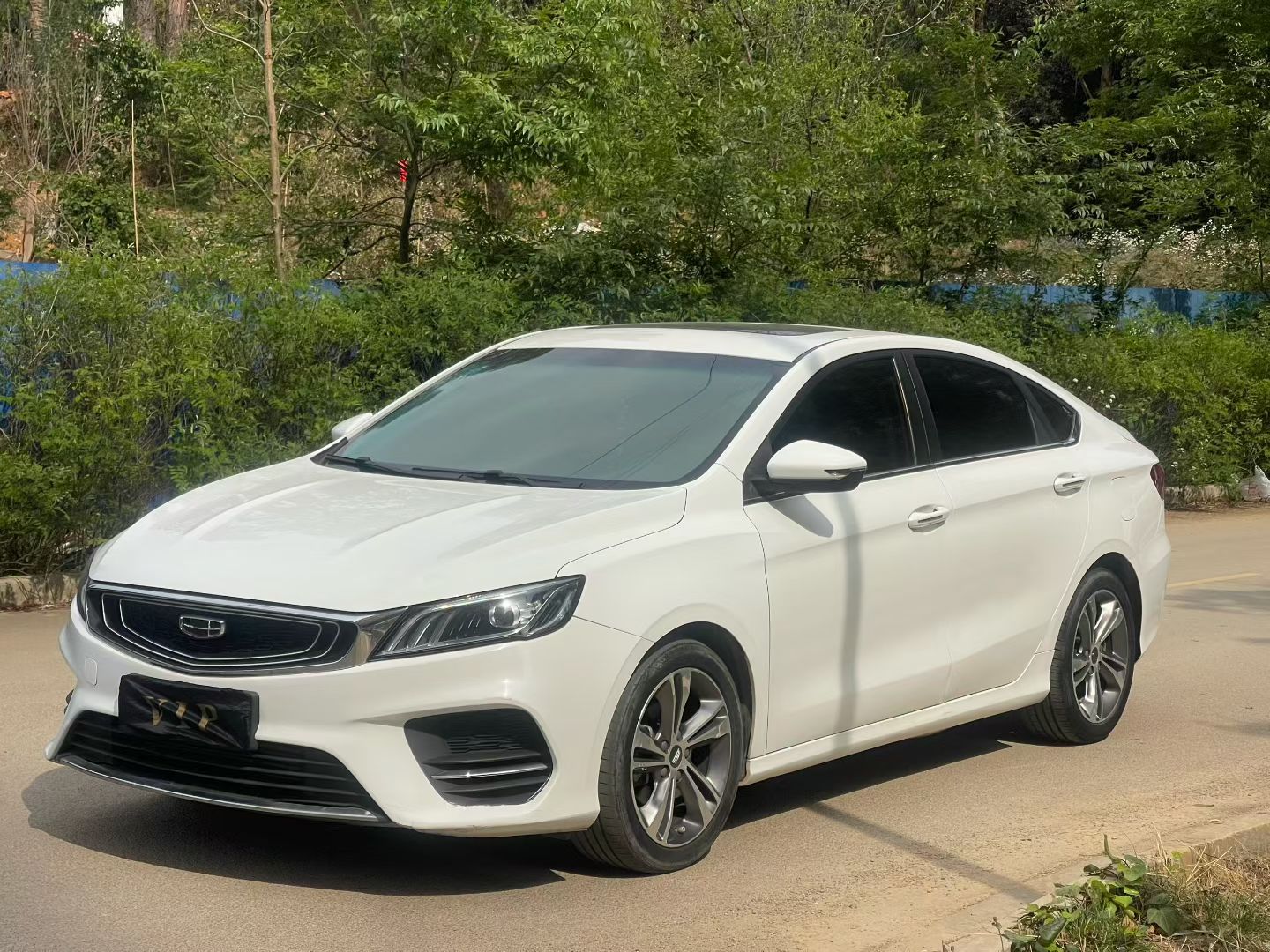 GEELY Binray 2020 GEELY Binray 2020 immagine di auto