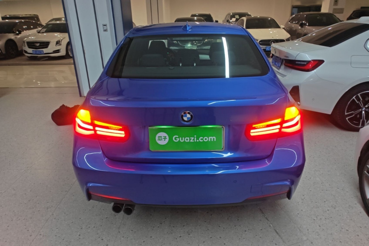 BMW 3 Series 2017 car image #6
