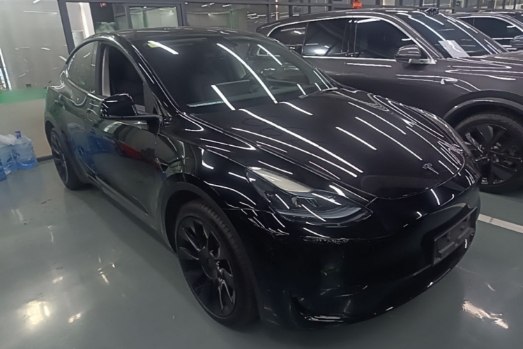 Tesla Model Y 2022 #4 Tesla Model Y 2022 immagine di auto #4