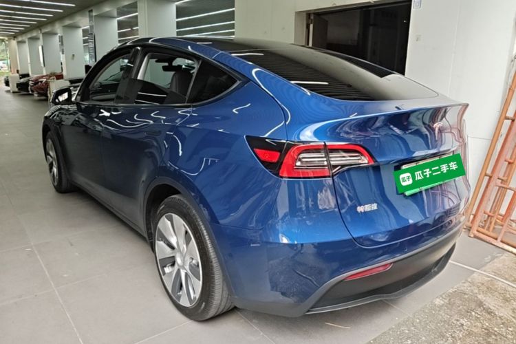 Tesla Model Y 2021 #5 Tesla Model Y 2021 car image #5