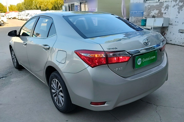 Toyota Corolla 2018 #5 Toyota Corolla 2018 car image #5