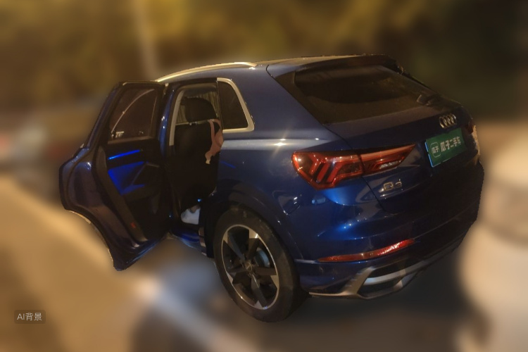 Audi Q3 2019 immagine di auto #5