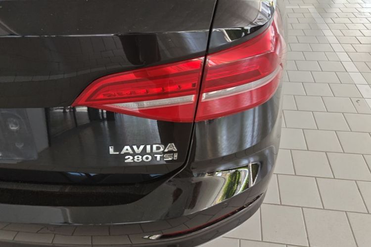 Volkswagen Lavida 2019 car image #8