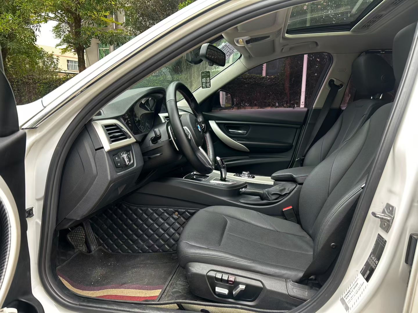 BMW 3 Series 2016 صورة سيارة #4