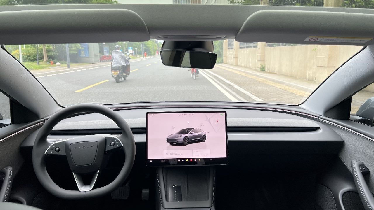 Tesla Model 3 2026 #6 Tesla Model 3 2026 car image #6