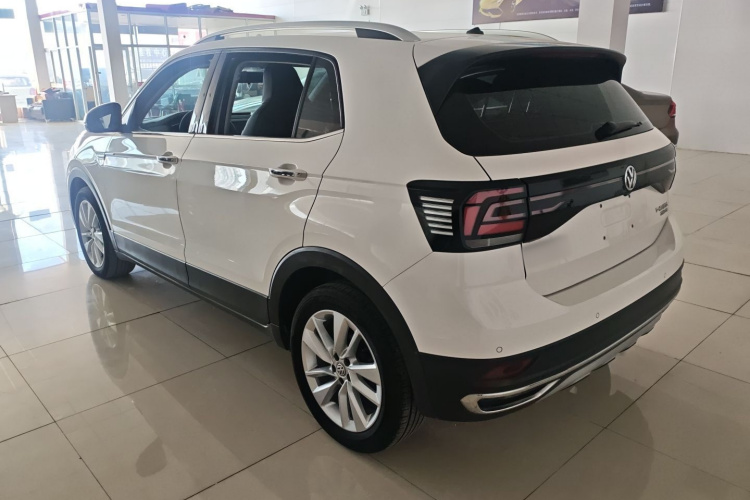 Volkswagen T-Cross 2020 изображение автомобиля #6
