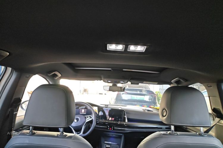 Volkswagen Golf 2023 #20 Volkswagen Golf 2023 صورة سيارة #20