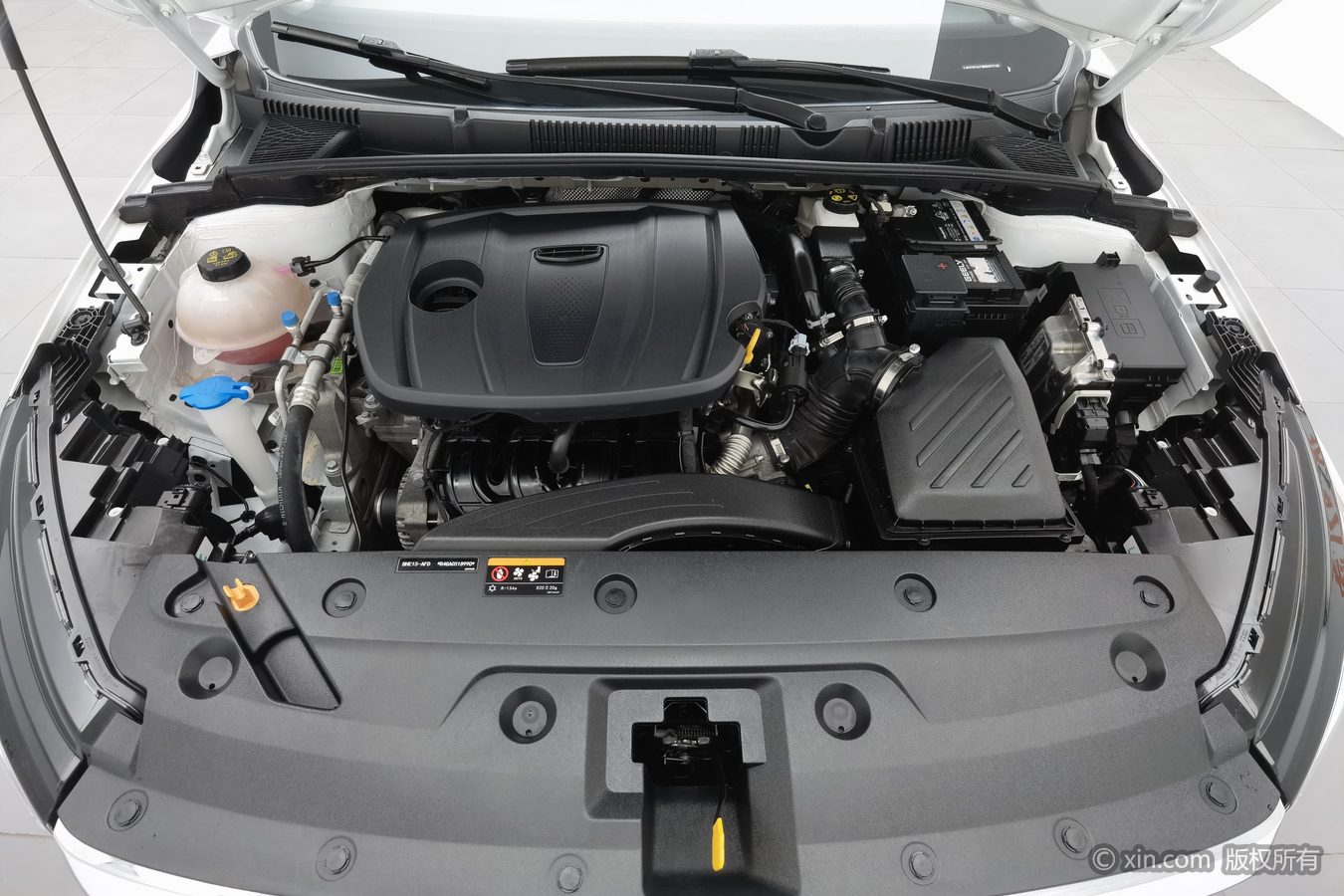 GEELY Emgrand 2024 car image #18