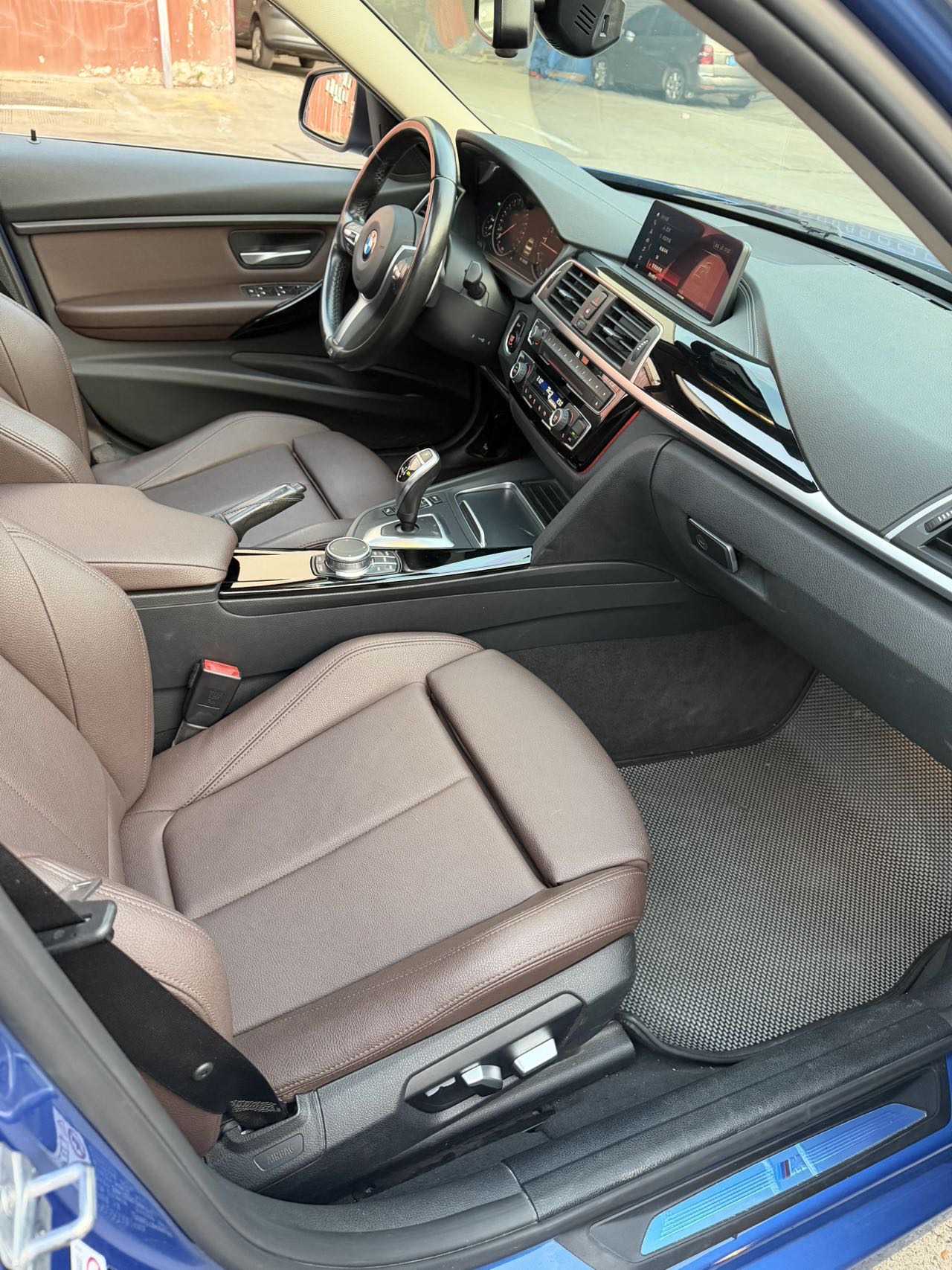 2019 #12 2019 car image #12
