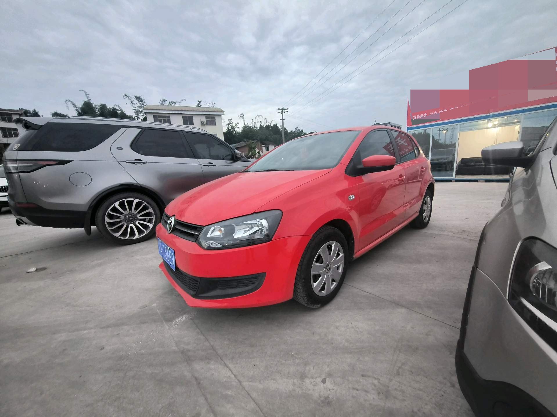 Volkswagen Polo 2016 car image 