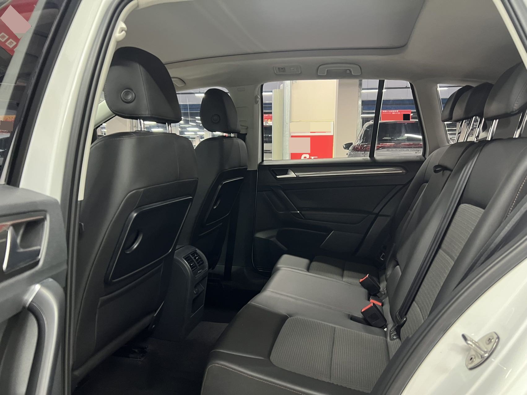2018 imagen de coche #9