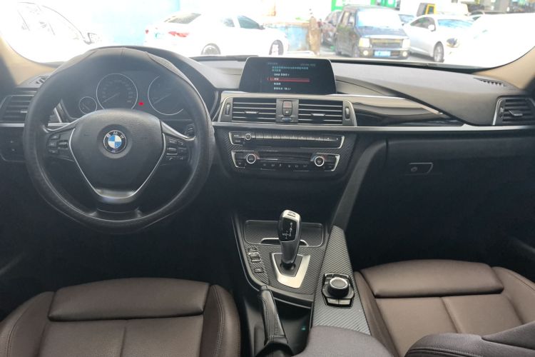 BMW 3 Series 2018 #13 BMW 3 Series 2018 car image #13
