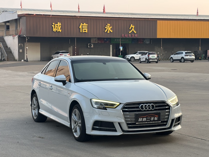 Audi A3 2020 car image #2