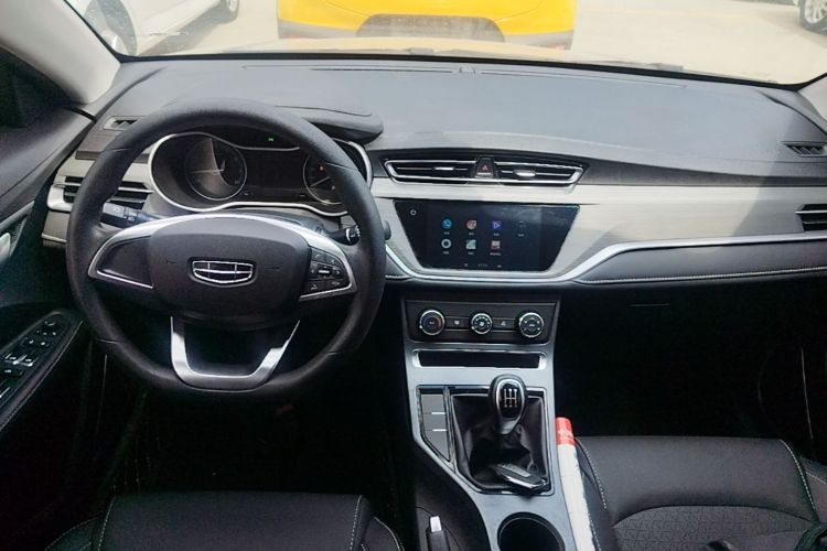 GEELY Emgrand 2021 car image #10