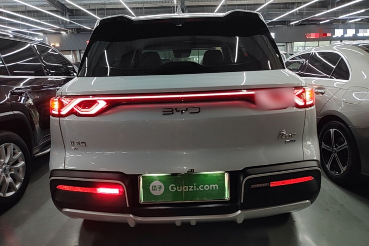 BYD YuanUP 2025 #4 BYD YuanUP 2025 car image #4