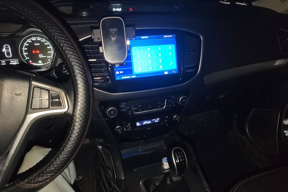 GEELY Vision X6 2017 imagem de carro #26