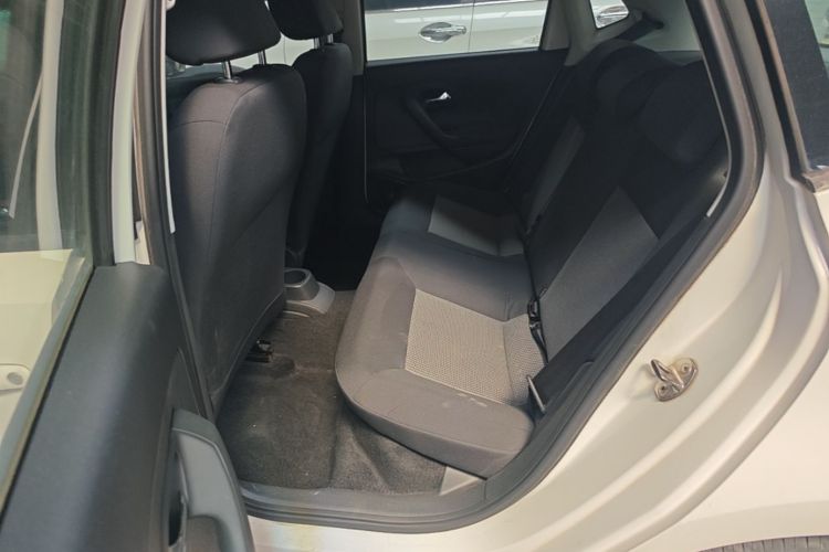 Volkswagen Polo 2018 #17 Volkswagen Polo 2018 car image #17